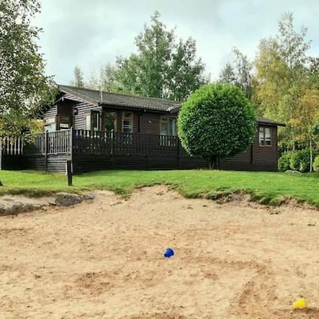 4 Bed Luxury Lodge With Hot Tub Near Lake District Warton Eksteriør billede