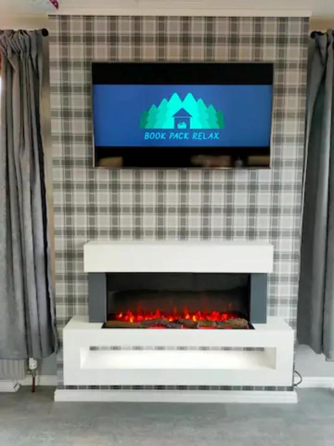 4 Bed Luxury Lodge With Hot Tub Near Lake District Warton Eksteriør billede
