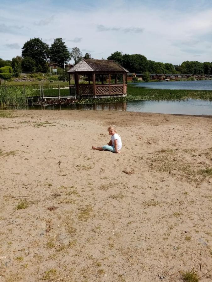 4 Bed Luxury Lodge With Hot Tub Near Lake District Warton Eksteriør billede