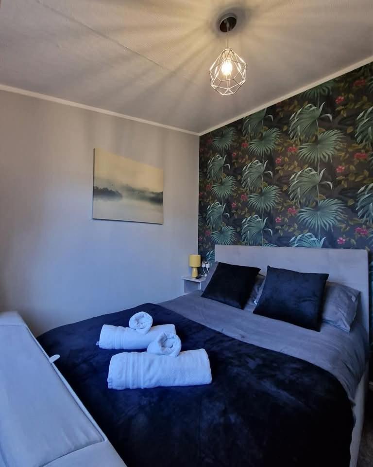 4 Bed Luxury Lodge With Hot Tub Near Lake District Warton Eksteriør billede